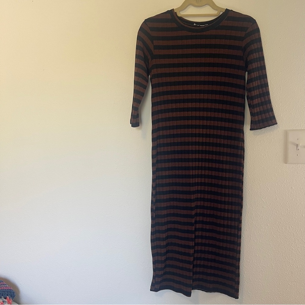 Like New Striped Zara Midi Dress